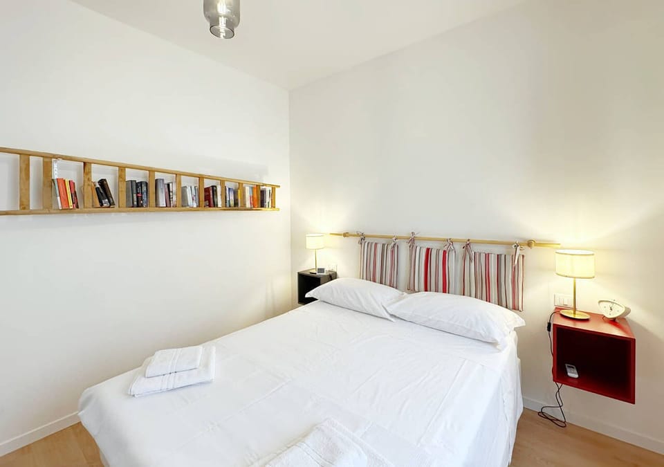 Basic Apartment, Sea View | Free WiFi