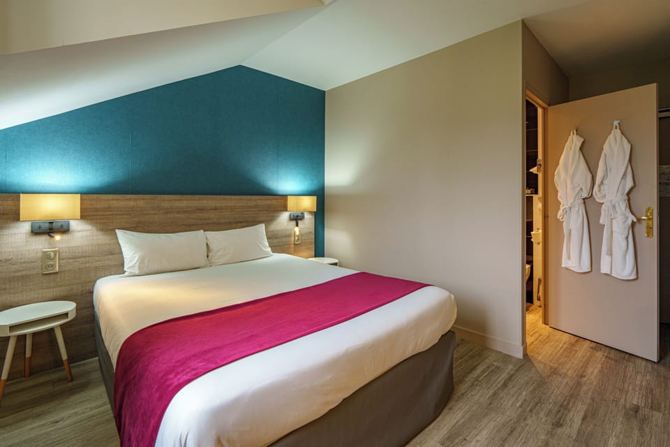 Comfort Double or Twin Room, Garden View | Premium bedding, soundproofing, free WiFi, bed sheets
