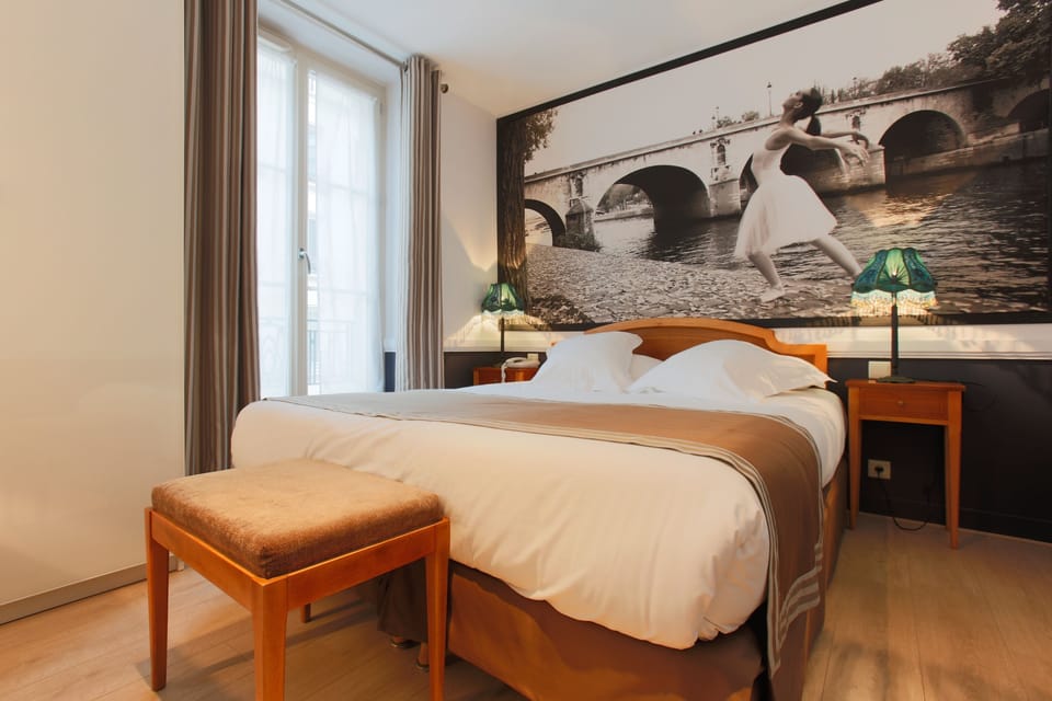 Superior (Arabesque) | Minibar, in-room safe, desk, soundproofing