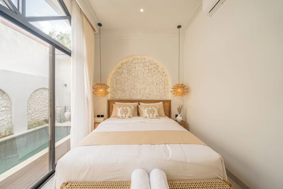Family Villa, Pool View | Iron/ironing board, free WiFi
