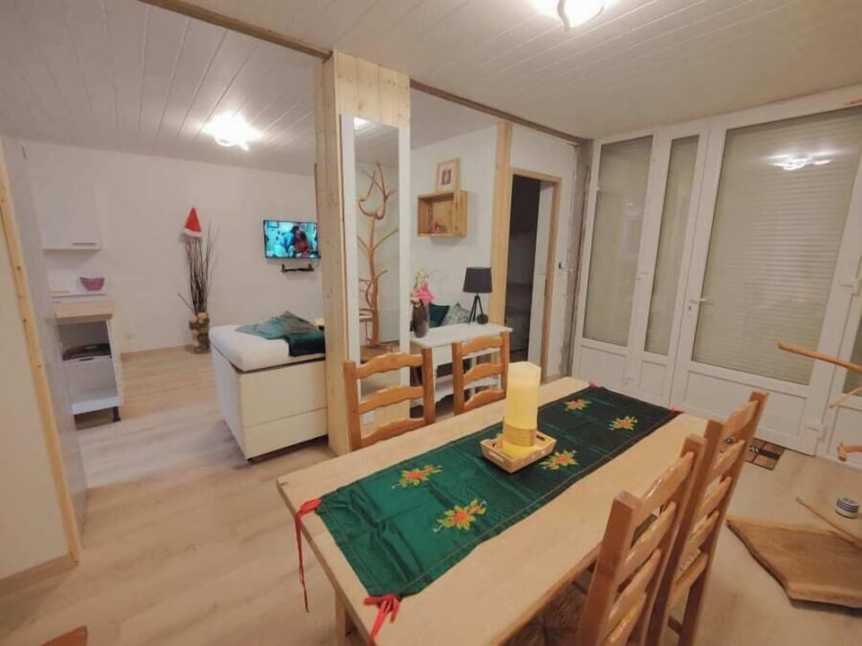 Apartment, Mountain View | Living area