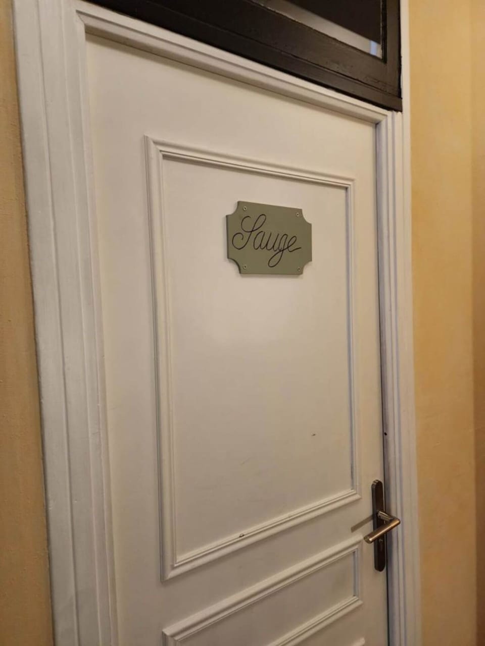 Comfort Room, City View | Iron/ironing board, free WiFi