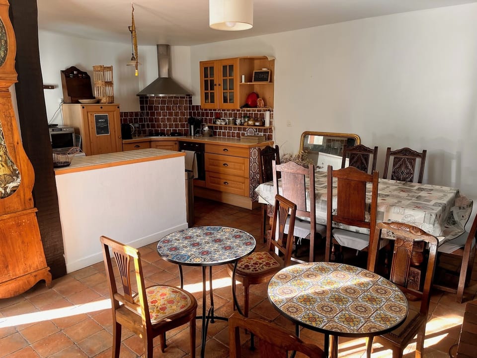 Basic Room | Private kitchen