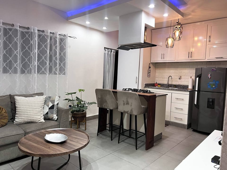 Apartment, 2 Bedrooms, Accessible, Smoking | Interior