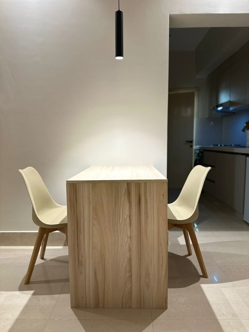 Family Apartment | In-room dining