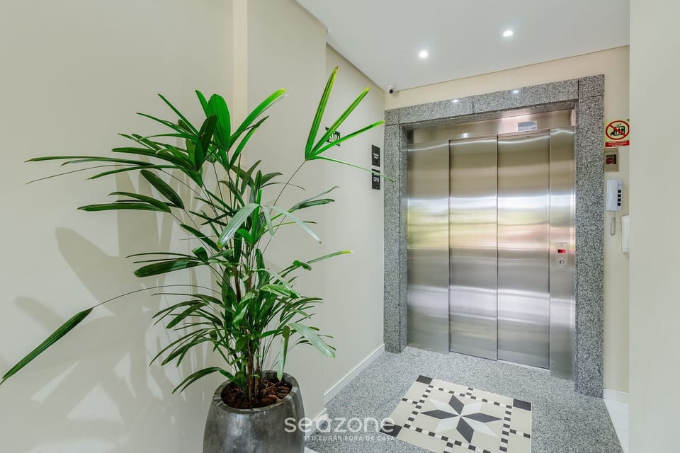 Basic Apartment | Interior
