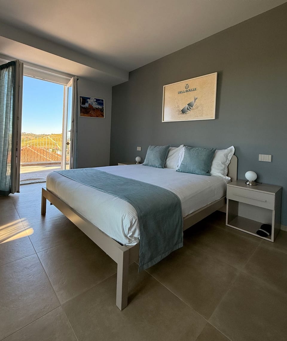 Townhome, Hill View | Desk, laptop workspace, soundproofing