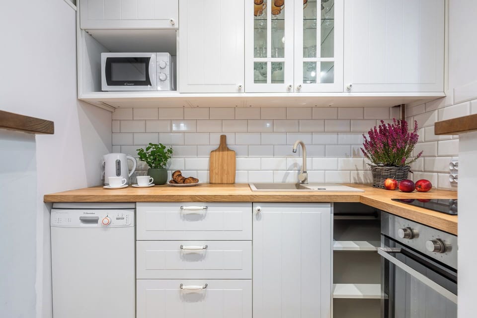Apartment | Iron/ironing board, free WiFi