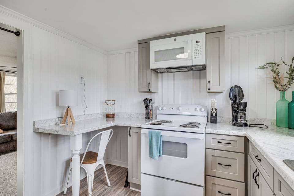 House (2 Bedrooms) | Interior