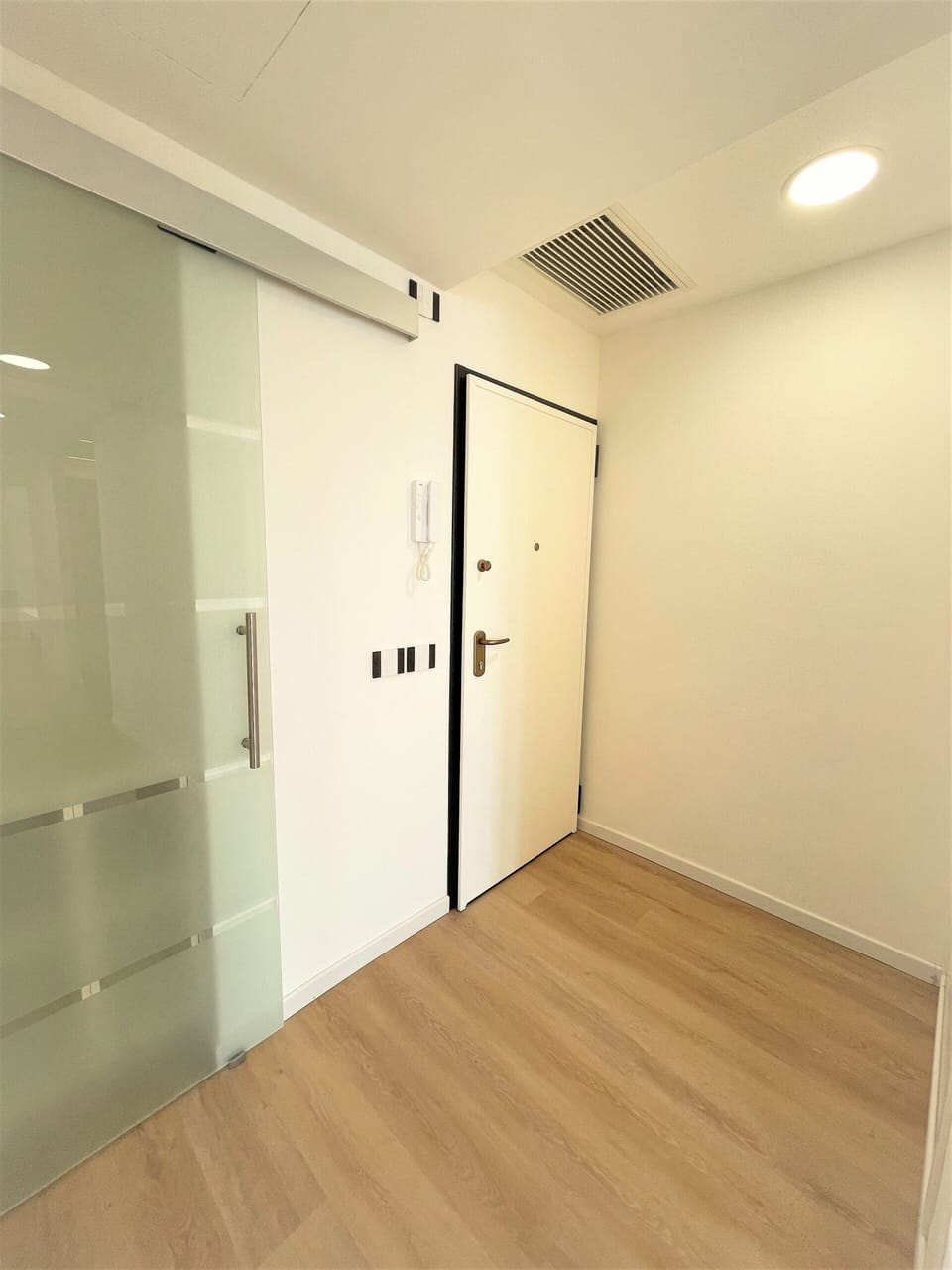 Apartment, 2 Bedrooms, Balcony, Ocean View | Hallway