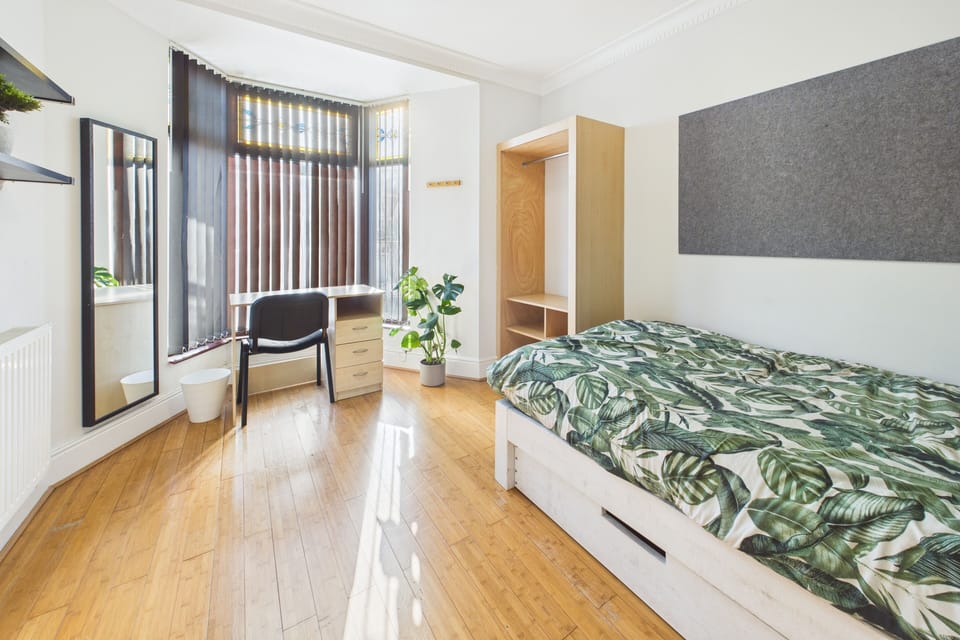 Deluxe Apartment | Free WiFi