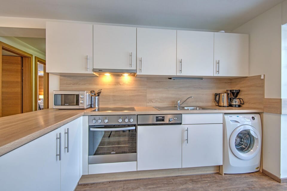 Apartment | Private kitchen | Highchair