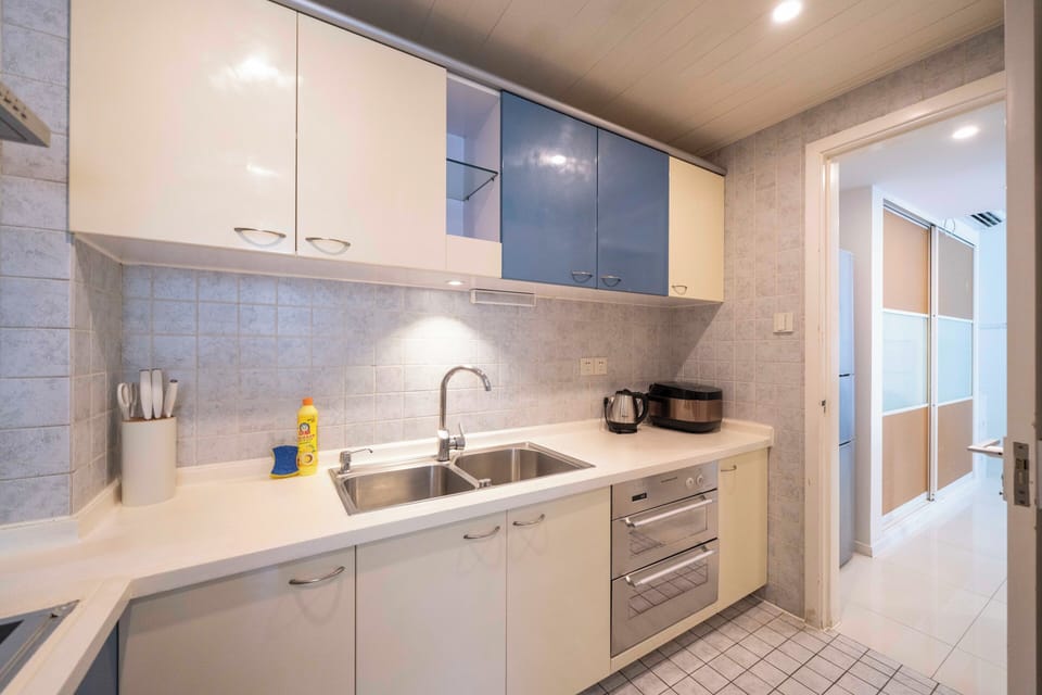 Apartment, 1 Bedroom, Kitchen, City View | Private kitchenette