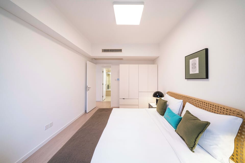 Superior Apartment, 1 Queen Bed, Kitchen, City View | Free WiFi