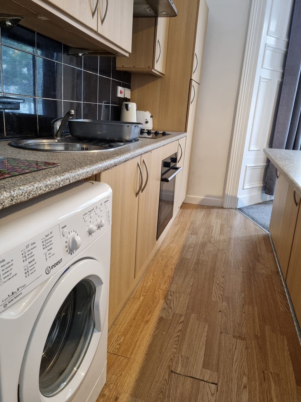 Apartment, 1 Bedroom, Smoking | Laundry