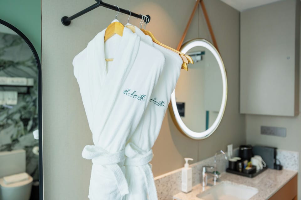 In-room safe, laptop workspace, blackout drapes, WiFi (free)