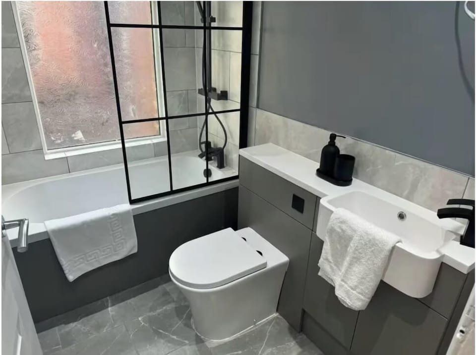 Apartment | Bathroom