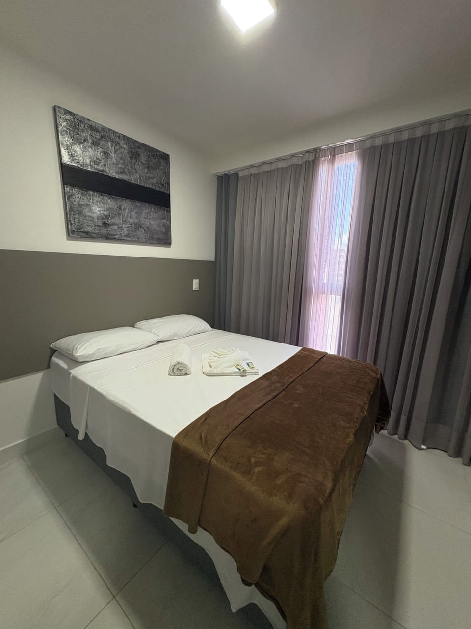 Apartment | Laptop workspace, blackout drapes, iron/ironing board, free WiFi