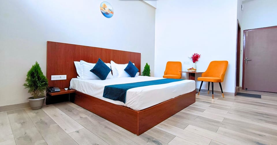 Deluxe Double Room, Vineyard View | Desk, free WiFi