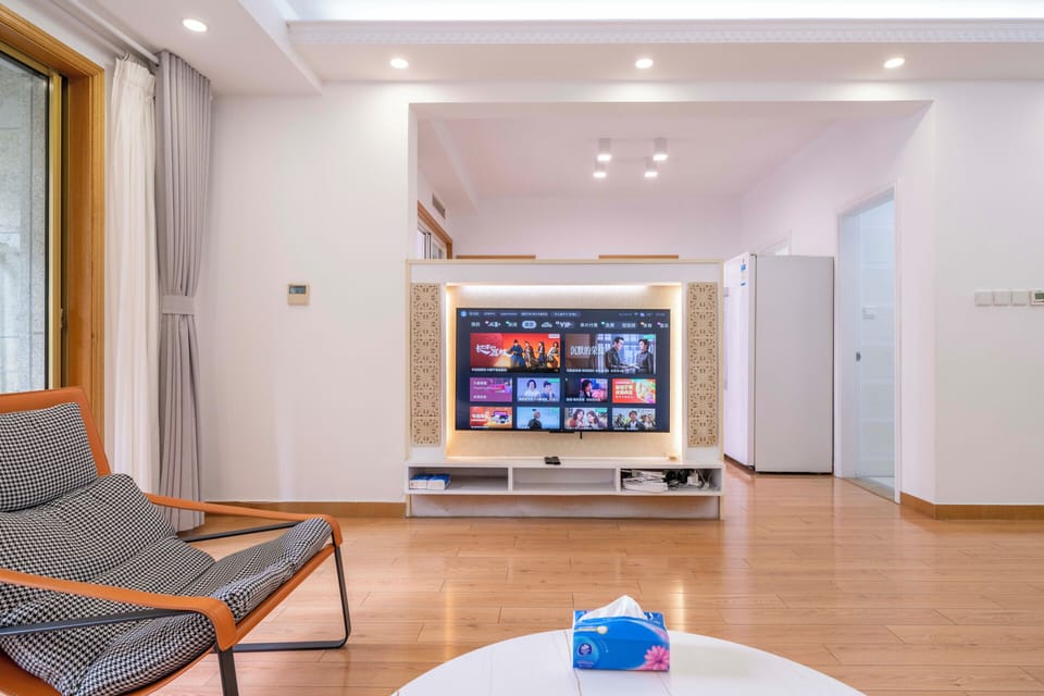 Superior Apartment, 3 Bedrooms, Kitchen, City View | Living room | 55-inch Smart TV with cable channels