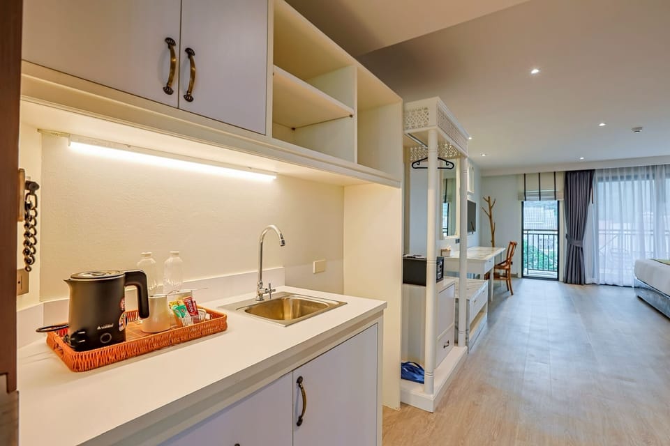 Premier Double Room | Minibar