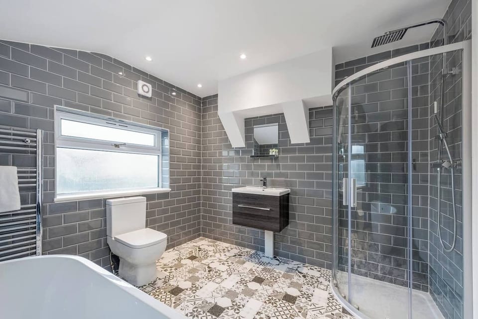 House, 2 Bedrooms | Bathroom