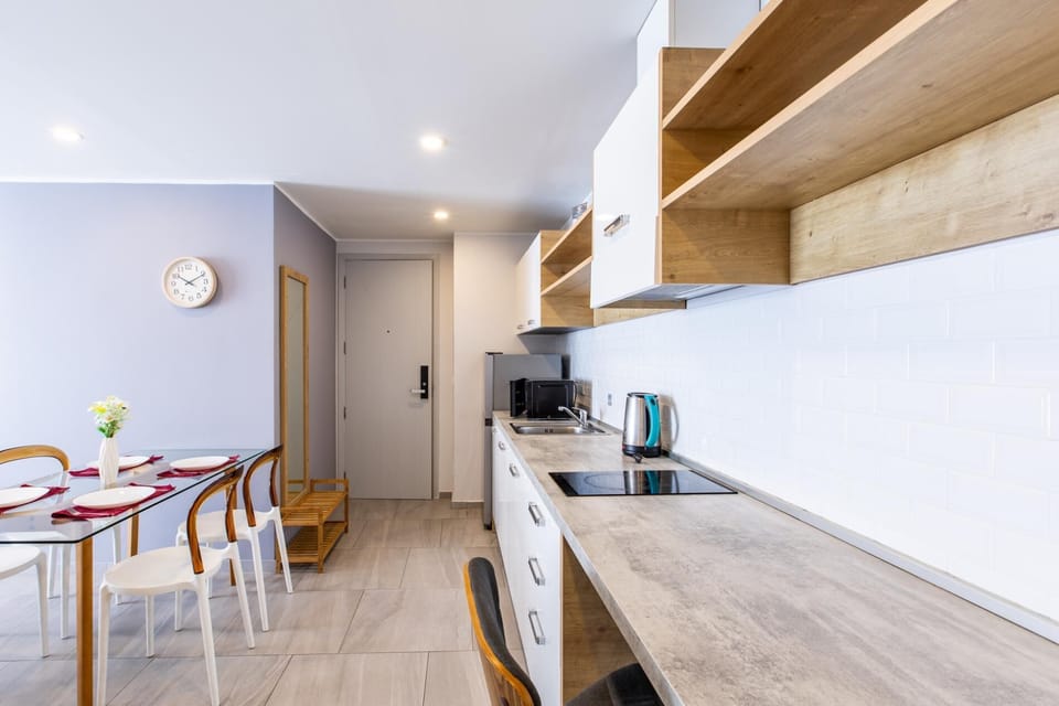Apartment, Balcony | Private kitchenette | Electric kettle