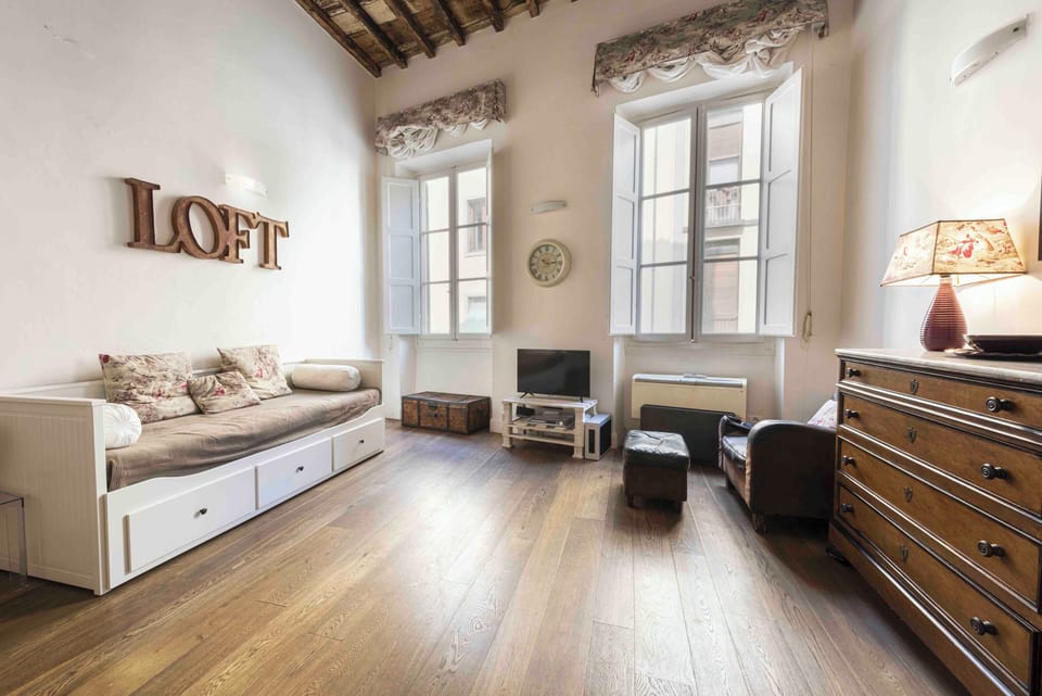 Comfort Duplex | Living area | Flat-screen TV