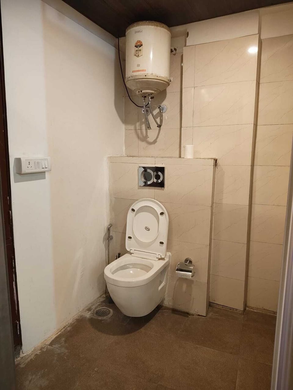 Free toiletries, soap, shampoo, toilet paper