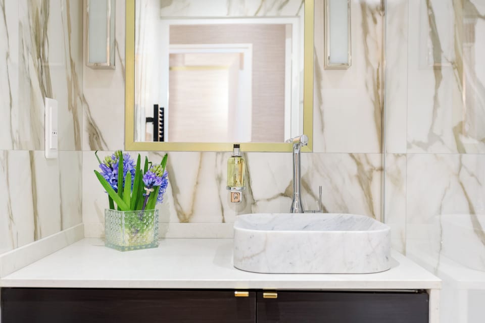 Merveil Luxury Suite - Tour Eiffel Laos Apartment in Paris