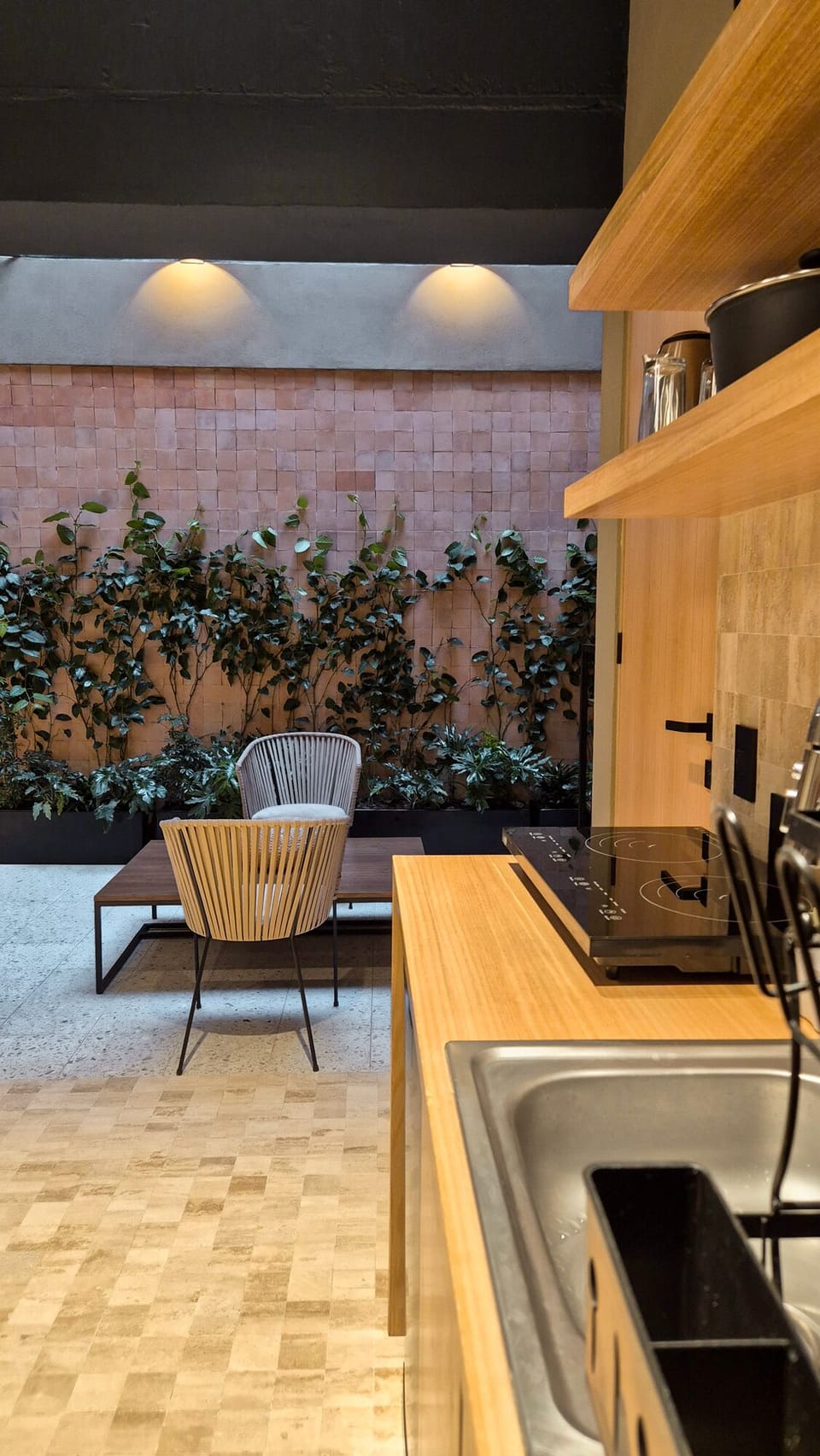 Luxury Apartment, Non Smoking, Annex Building | Private kitchen