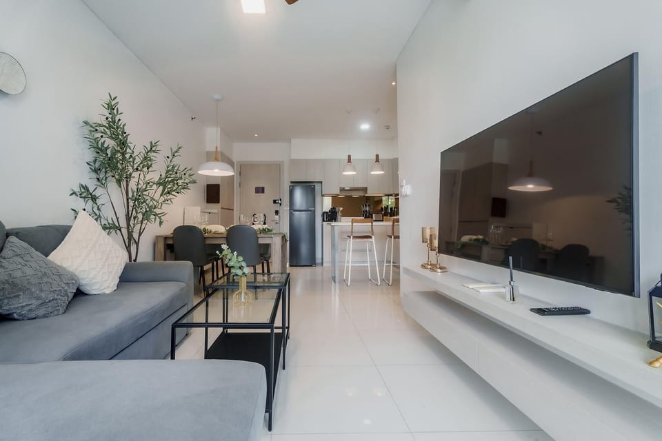 Apartment (2 Bedrooms) | Living room