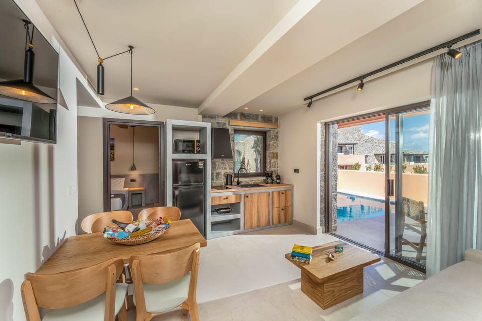 One Bedroom Suite with Private Pool | Living area | Smart TV