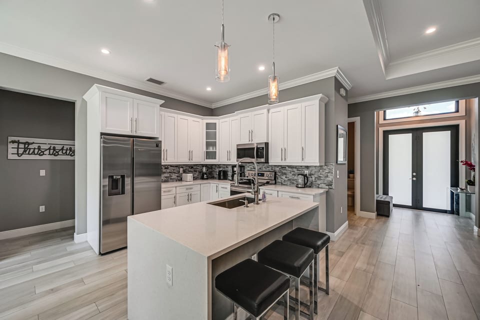 House (3 Bedrooms) | Interior