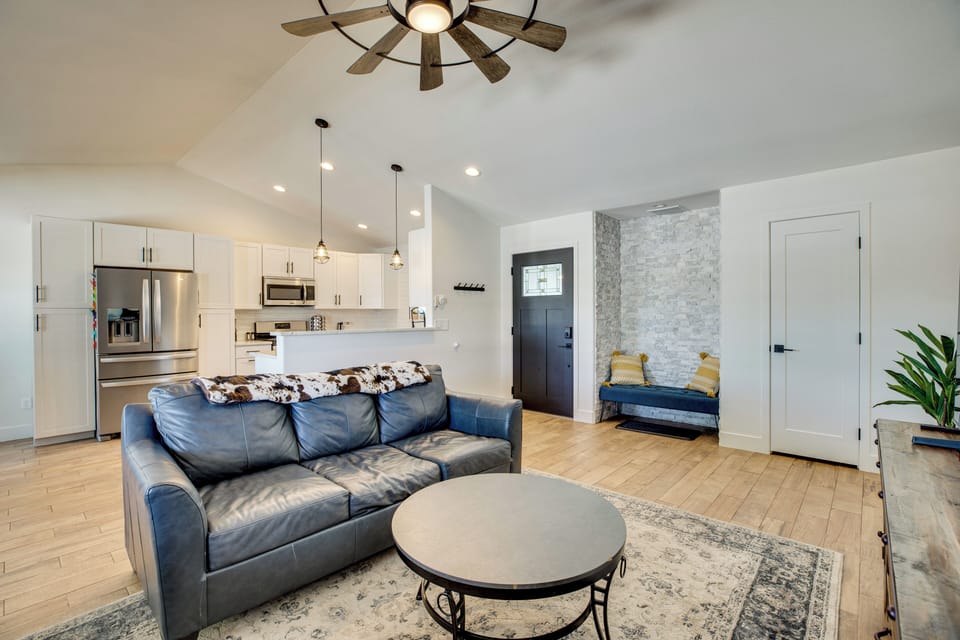 House (3 Bedrooms) | Front of property