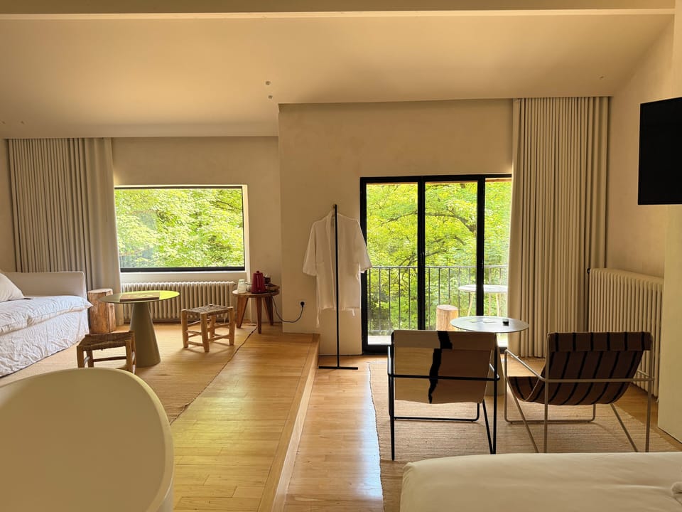 Capucine | In-room safe, individually decorated, blackout drapes, free WiFi
