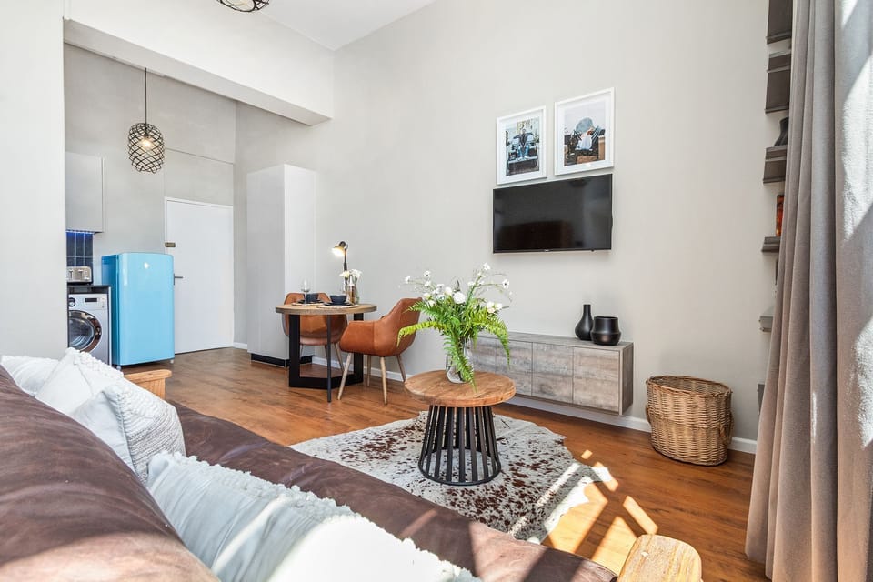 Apartment (0 Bedroom) | Interior