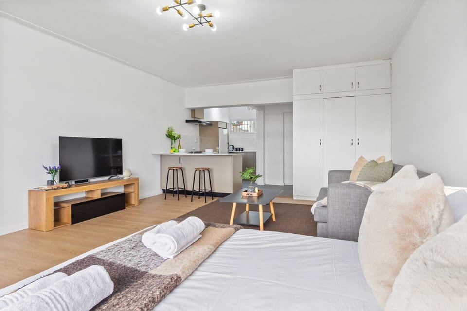 Apartment (0 Bedroom) | Interior