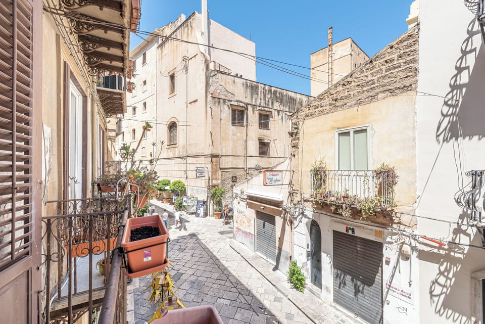 Apartment, 3 Bedrooms, Balcony, City View | Balcony