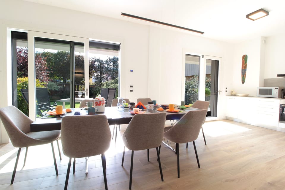 House, Patio, Mountain View | Dining room