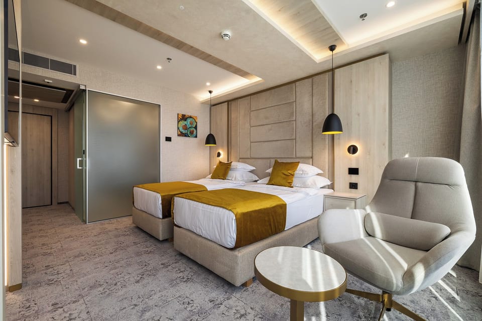 In-room safe, desk, laptop workspace, soundproofing