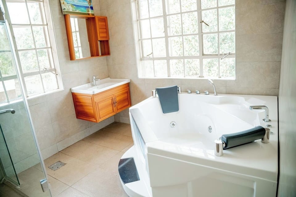 Executive Double Room | Free WiFi, bed sheets