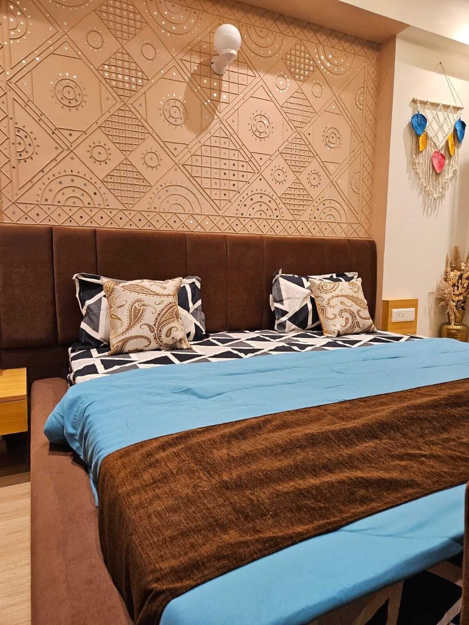 Deluxe Room | Free WiFi