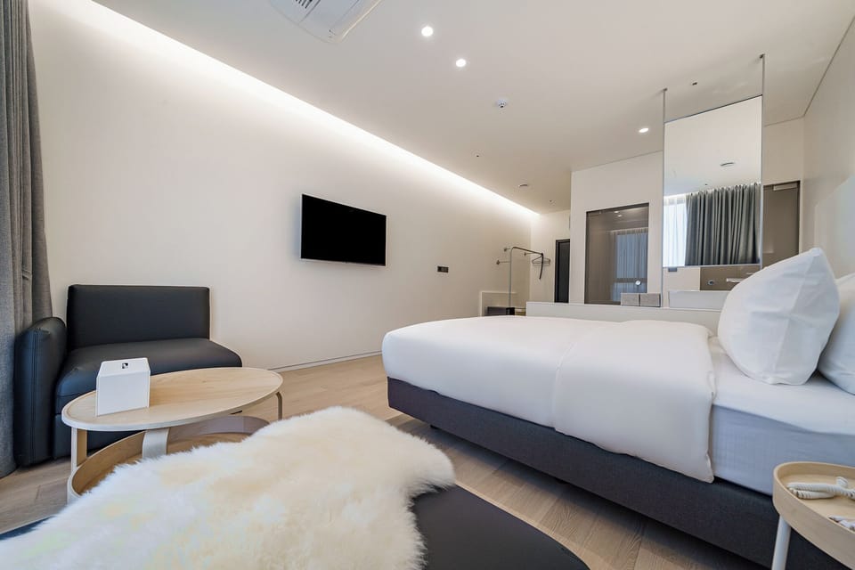 Standard Double Room, City View | Desk, laptop workspace, free WiFi
