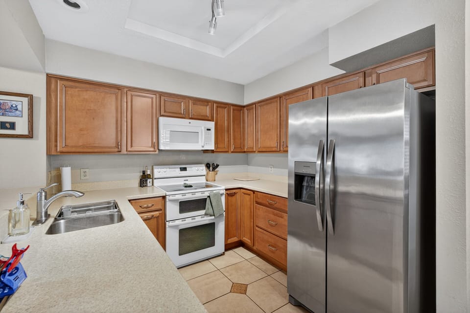 House, 2 Bedrooms | Private kitchen | Fridge, oven, coffee/tea maker, toaster