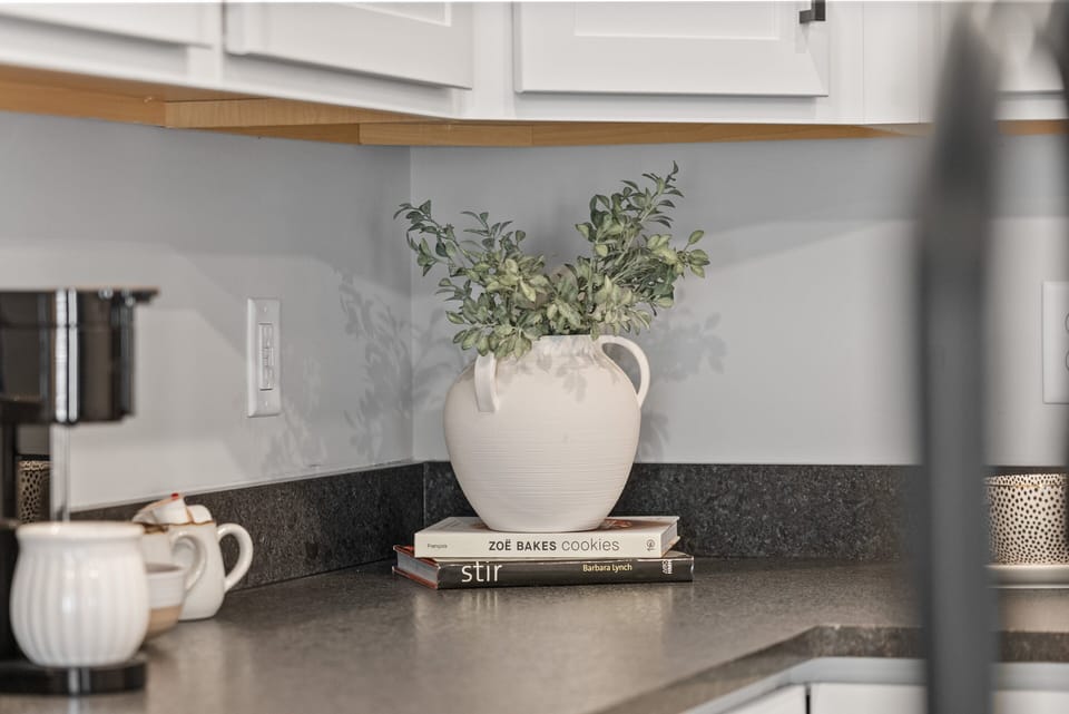 Condo, Multiple Beds, Patio, Garden View (Unit #B5 111 Hickory Grove Blvd) | Private kitchen