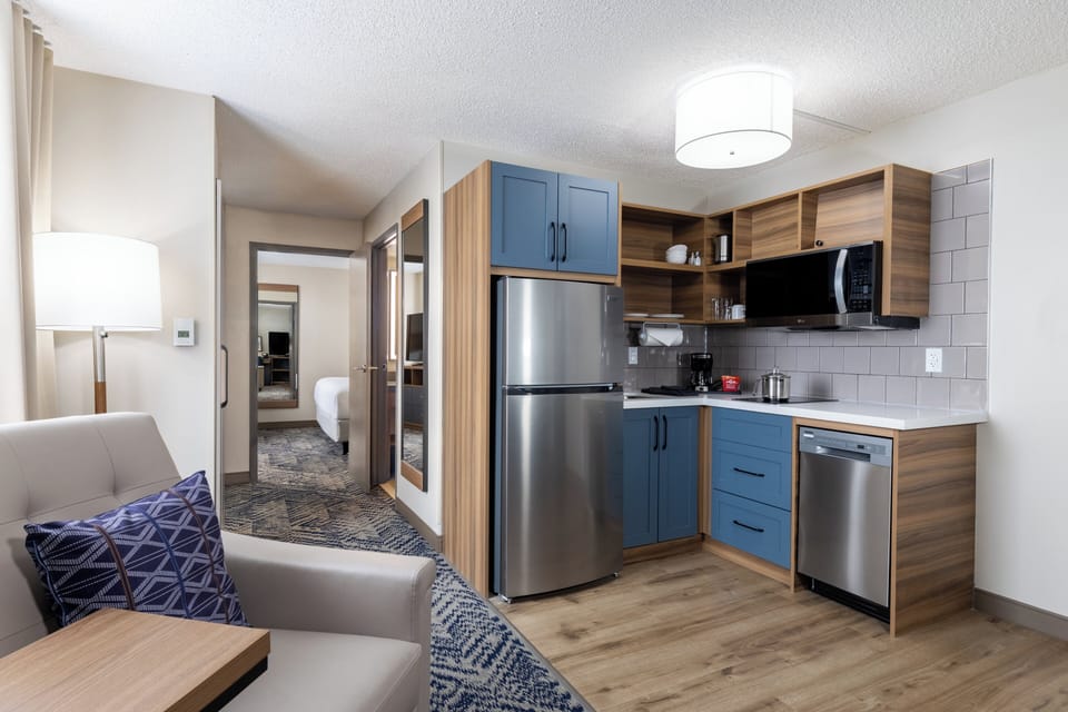 Suite, 1 Bedroom, Corner