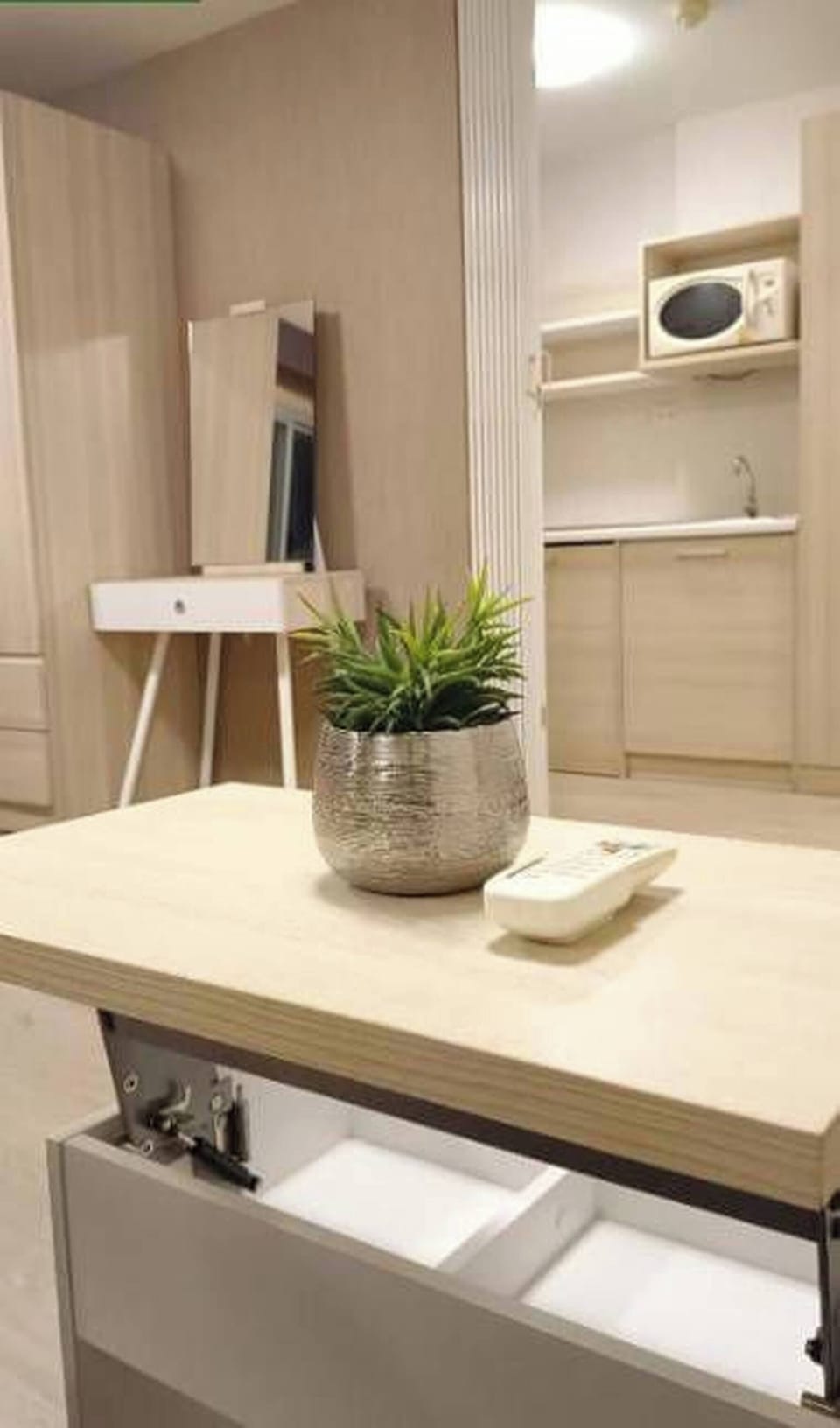 Studio, Accessible | Interior