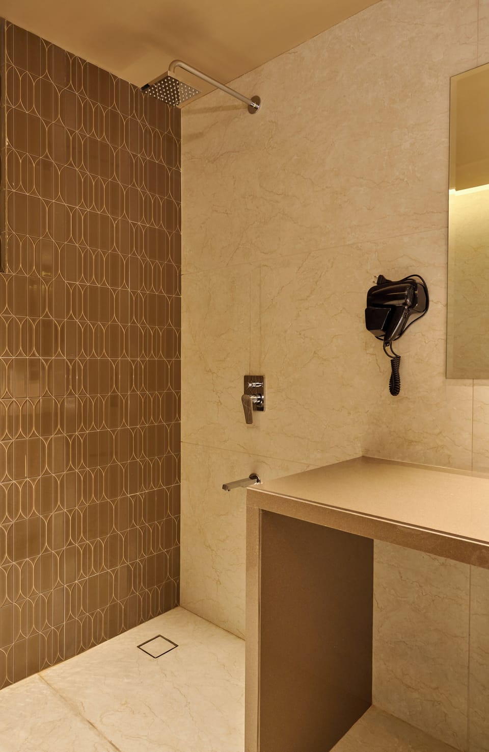 Superior Studio | Bathroom | Shower, free toiletries, hair dryer, slippers
