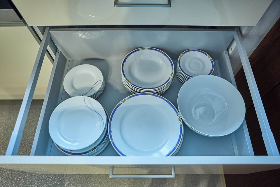 Comfort Condo, 2 Bedrooms, Pets Allowed, Garden View | Private kitchen | Coffee/tea maker, electric kettle